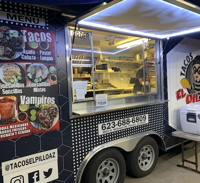 Tacos El Pillo Picture 6