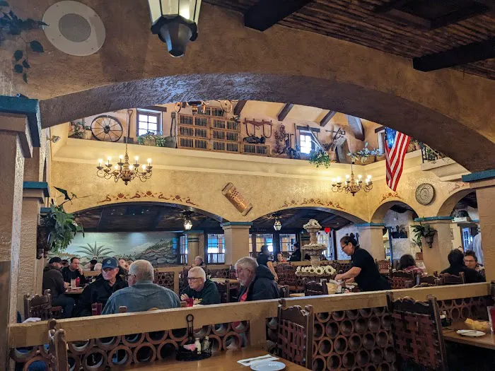 Garcia's Las Avenidas Picture 9