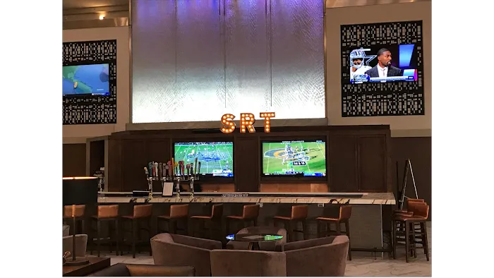 Salt River Tavern Picture 5