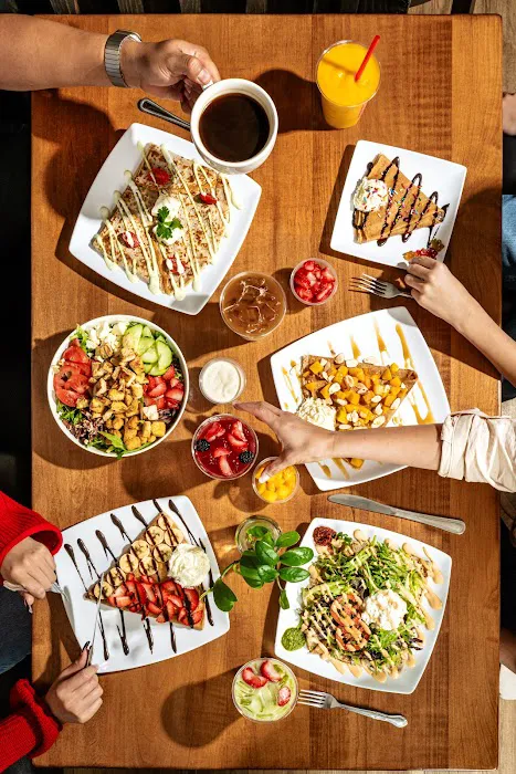 Colados Coffee & Crepes (Phoenix) Picture 7