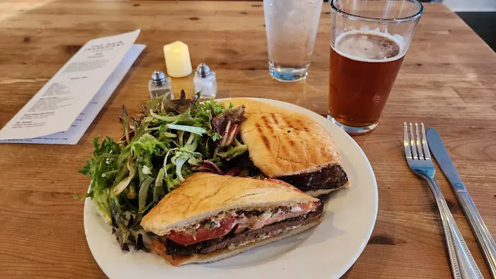 The Main Ingredient Ale House & Cafe Picture 5