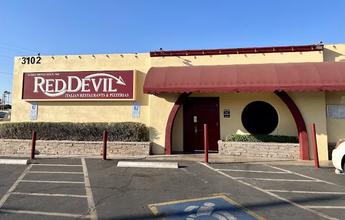 Red Devil Italian Restaurant & Pizzeria Picture 7
