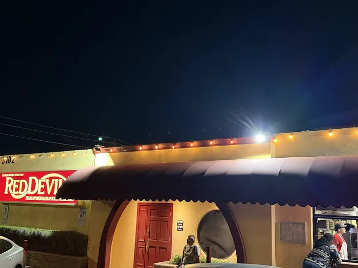 Red Devil Italian Restaurant & Pizzeria Picture 4
