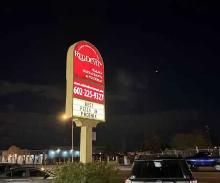 Red Devil Italian Restaurant & Pizzeria