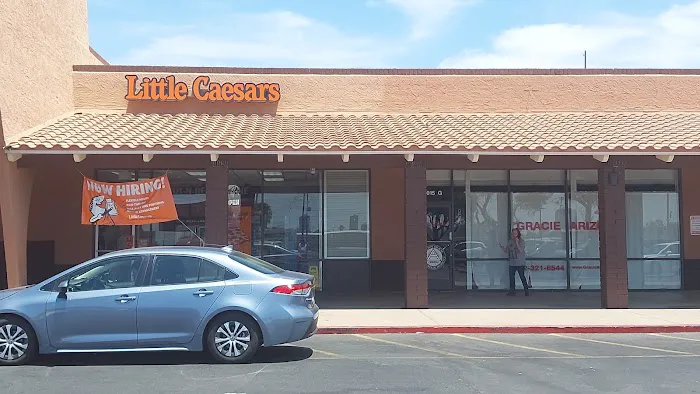 Little Caesars Pizza Picture 8