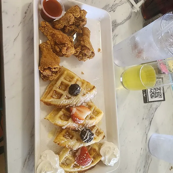 Brunch House Picture 5