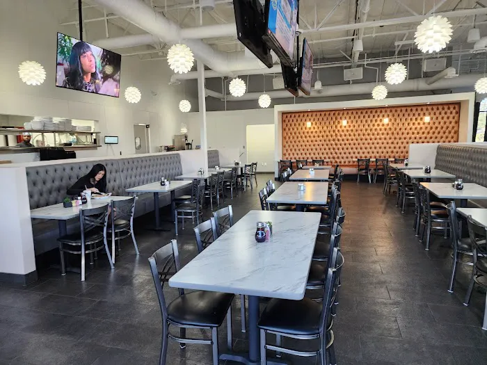 Brunch House Picture 7