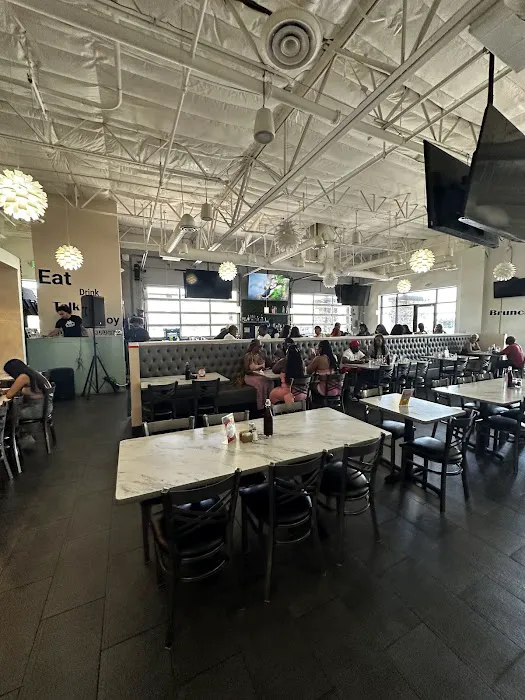 Brunch House Picture 2