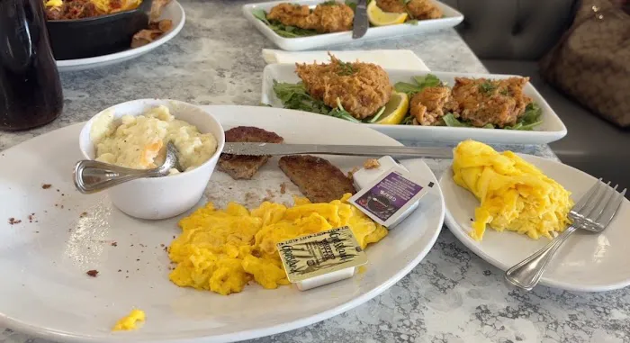 Brunch House Picture 3