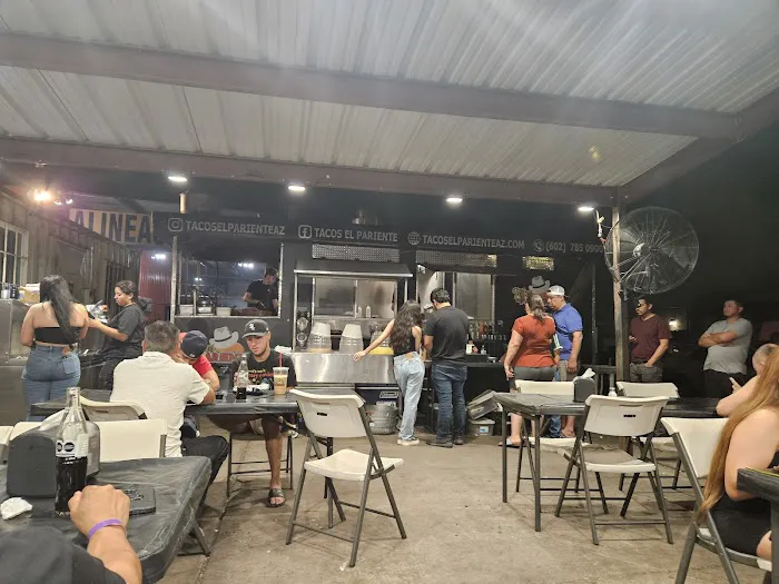 Tacos El Pariente Picture 7