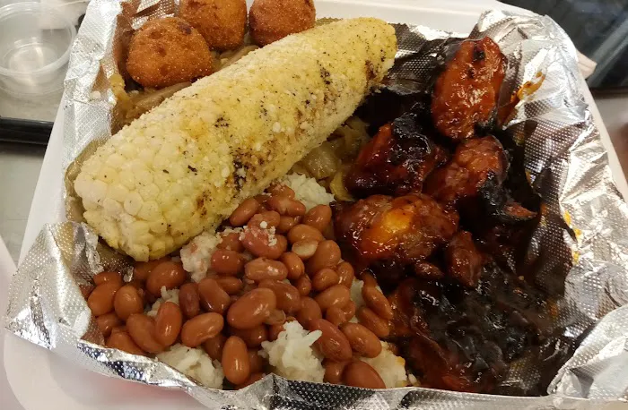 Missy's On 16th Picture 3