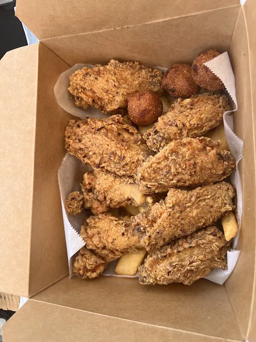 Missy's On 16th Picture 6