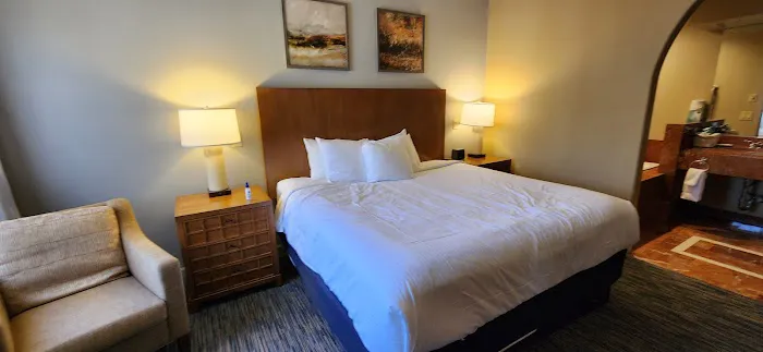 Trails End Bar & Grill Picture 9