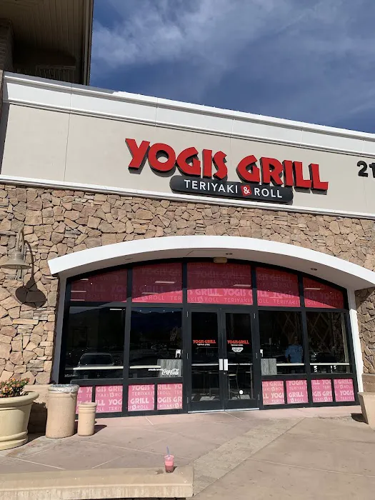 Yogis Grill Picture 4