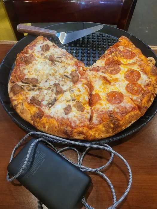 Barro's Pizza Picture 6