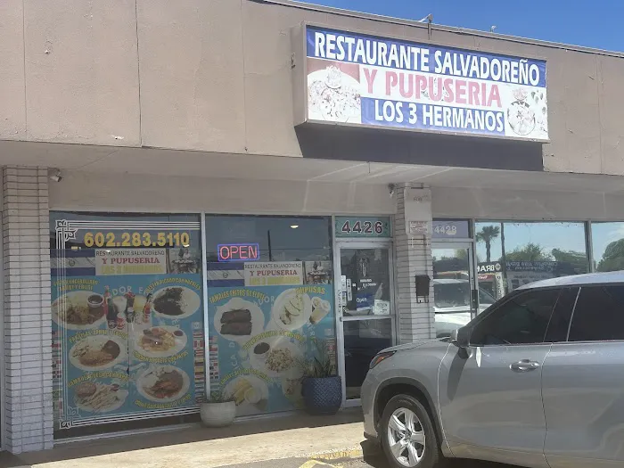 Restaurante Salvadoreño Y Pupuseria Los 3 Hermanos Picture 5