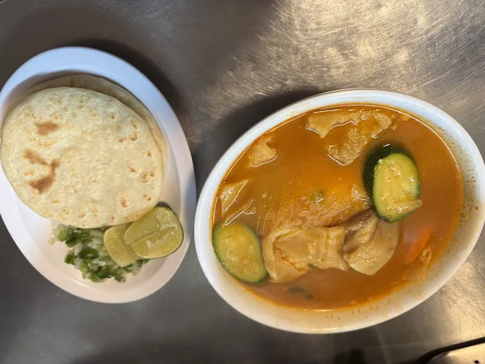 Restaurante Salvadoreño Y Pupuseria Los 3 Hermanos Picture 7