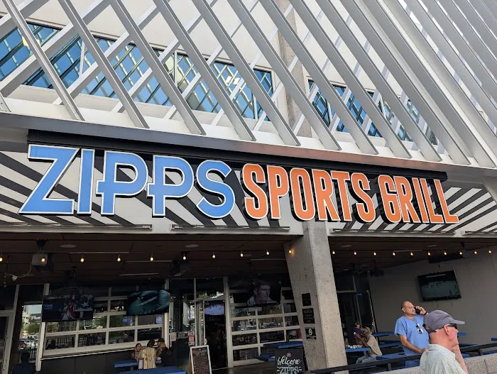 Zipps Sports Grill Picture 1