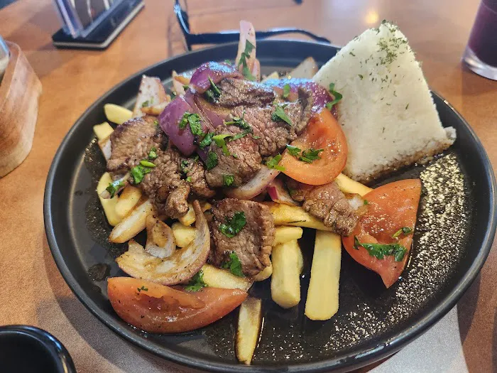 El Chullo Peruvian Restaurant & Bar Picture 2