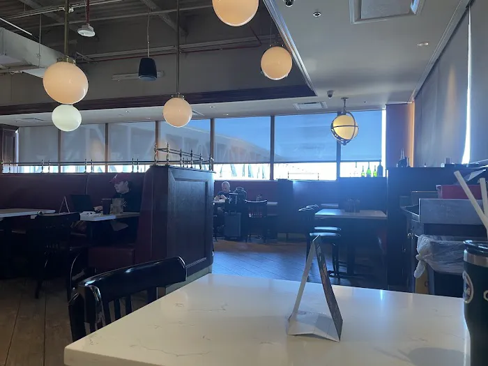 Zinc Brasserie Picture 1