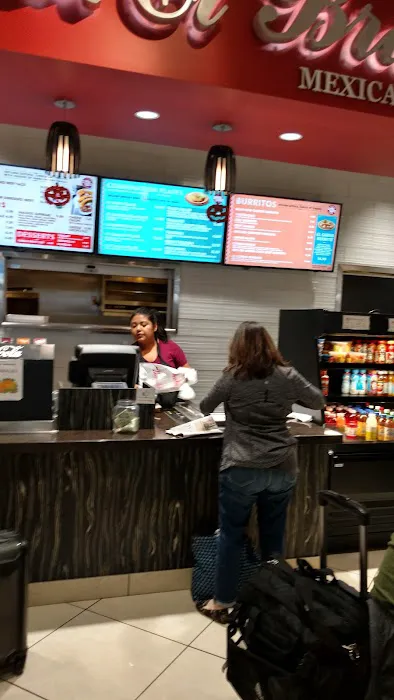 El Bravo Sky Harbor Picture 1