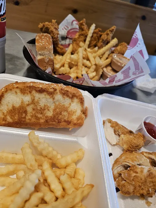 Raising Cane's Chicken Fingers Picture 1