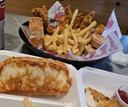 Raising Cane's Chicken Fingers