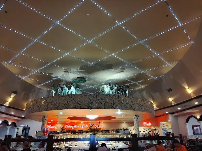 Lin's Grand Buffet Picture 7