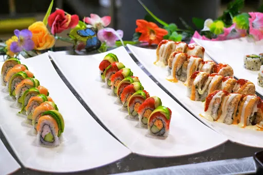 Lin's Grand Buffet Picture 9