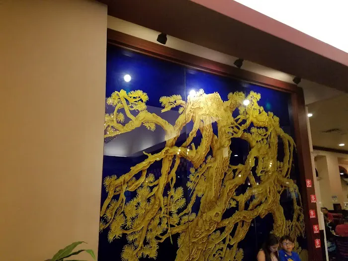 Lin's Grand Buffet Picture 10