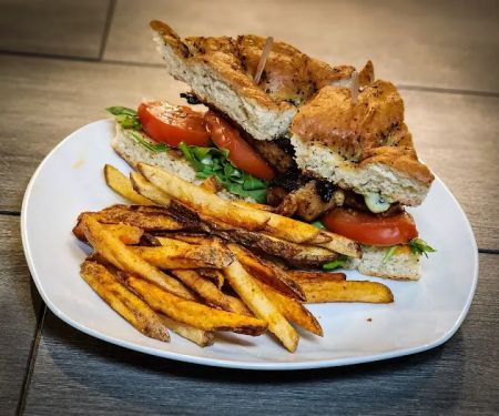 Melrose Kitchen Table / MB Foodhouse