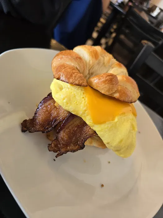 Melrose Kitchen Table / MB Foodhouse Picture 10