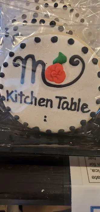 Melrose Kitchen Table / MB Foodhouse Picture 8