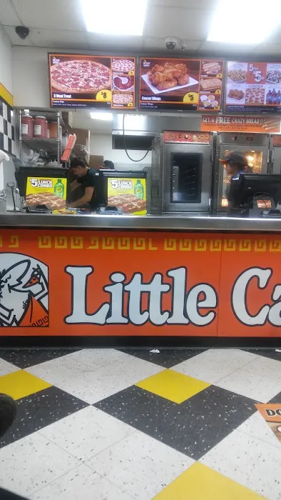 Little Caesars Pizza Picture 2