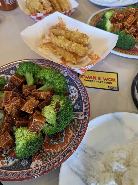 KWAN & WOK CHINESE FAST FOOD Picture 3