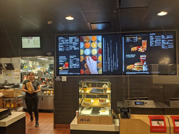 McDonald's Picture 3