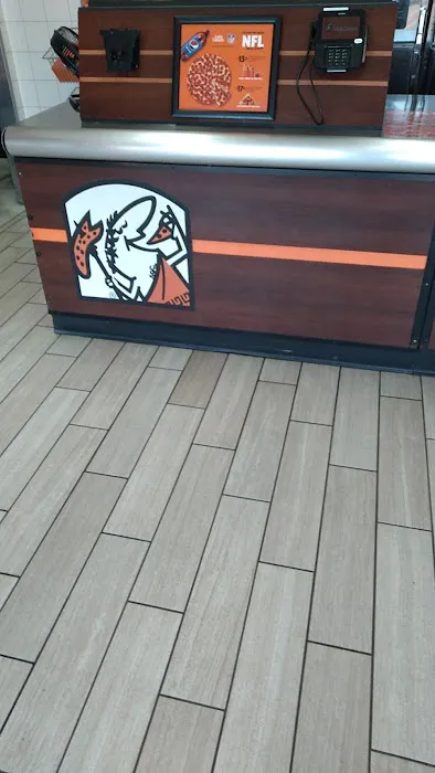 Little Caesars Pizza Picture 1