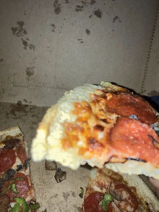 Little Caesars Pizza Picture 4