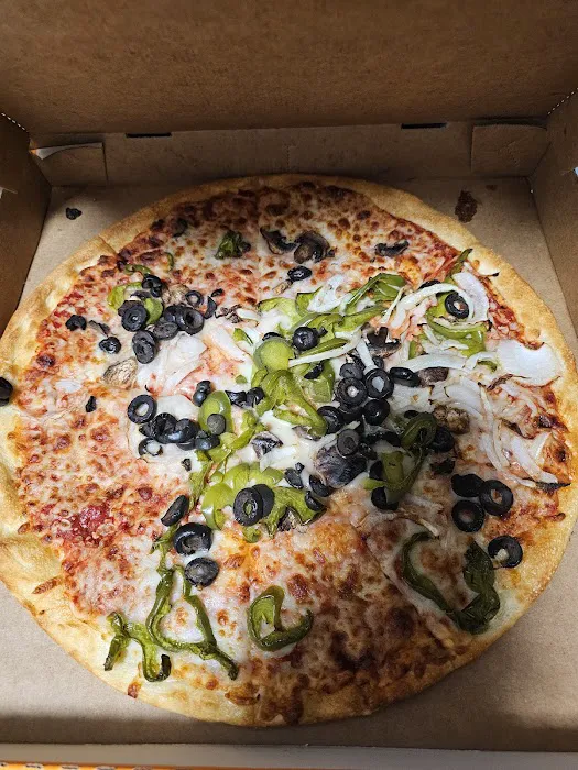 Little Caesars Pizza Picture 2