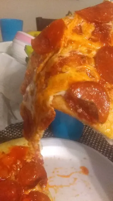 Little Caesars Pizza Picture 3