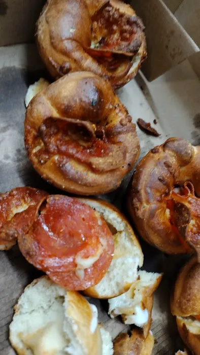 Little Caesars Pizza Picture 6