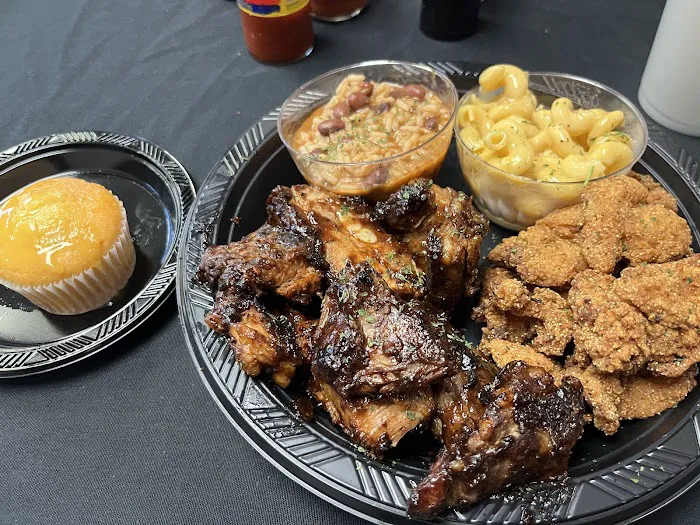 Charlie Mae's Soul Food Picture 10