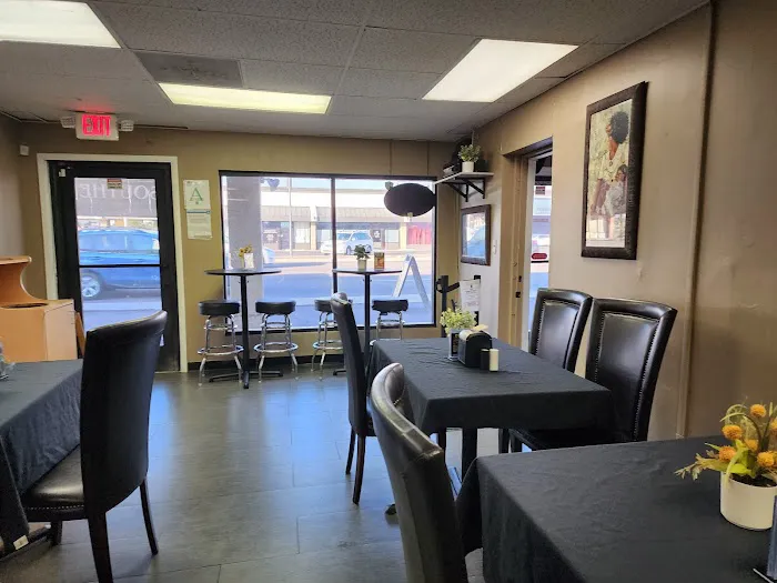 Charlie Mae's Soul Food Picture 7