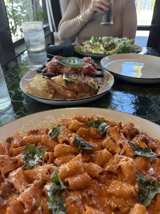 Pizza To The Rescue Picture 6