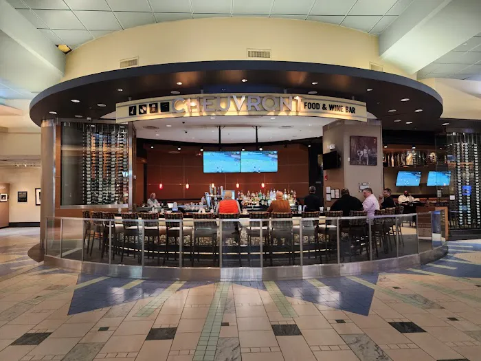 Cheuvront Restaurant And Wine Bar Picture 9