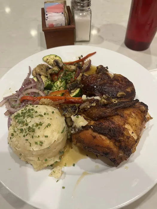 Chelsea's Kitchen Picture 6