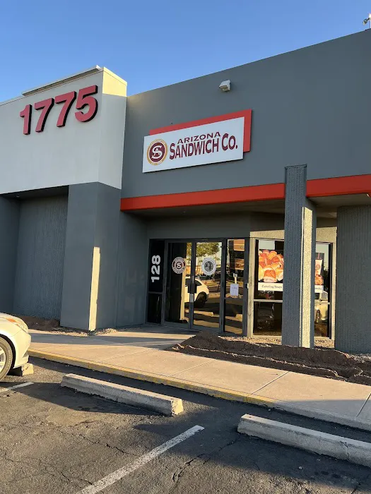 AZ Sandwich Co. & Catering - 52nd/University Picture 8