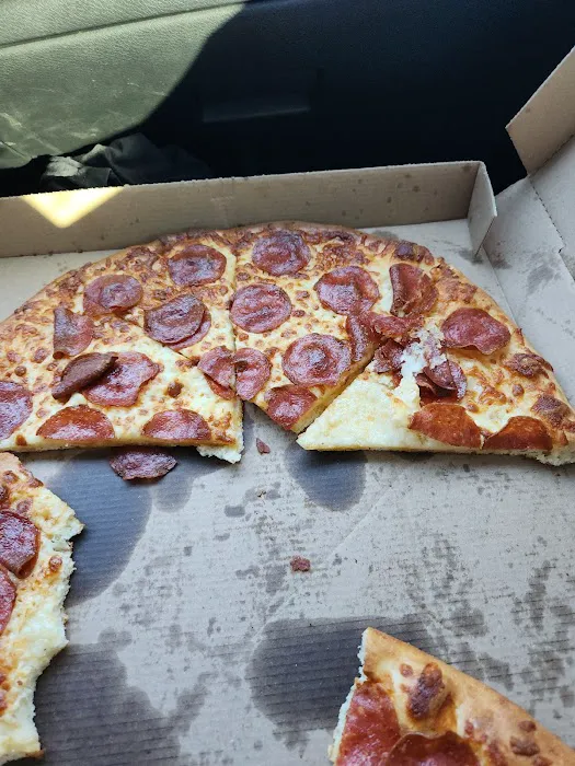 Little Caesars Pizza Picture 3