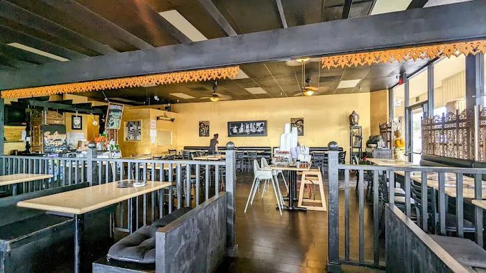 Chanpen Thai Cuisine Picture 4