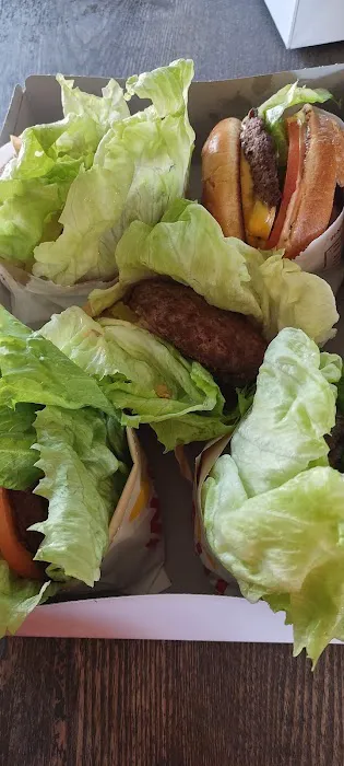 In-N-Out Burger Picture 2